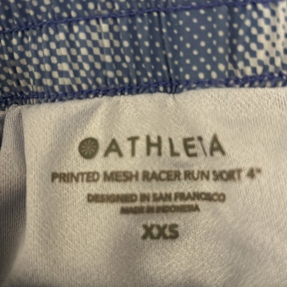 Athleta Women’s Mesh Racer Run Short 4” - Picture 5 of 9